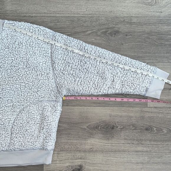Victorias Secret PINK Sherpa Sweater Small Oversized Light Gray Cozy Loungewear - Picture 12 of 12